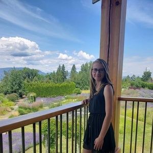 Meet your Posher, Fiona